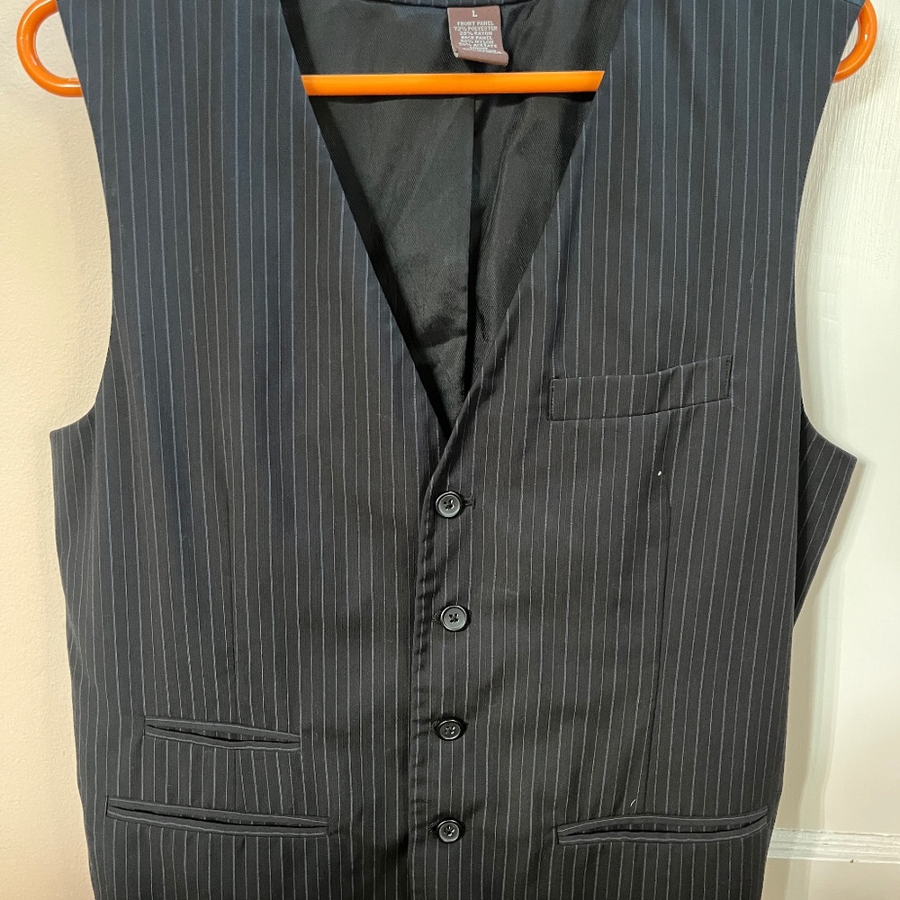 Men’s suit vest